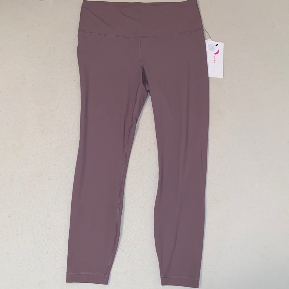 HIGH RISE ANKLE LENGTH YOGA PANTS